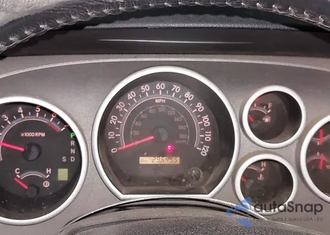 2010 Toyota Sequoia Sr5 4.6L V8 z USA, uszkodzony, nr VIN 5TDZM5G13AS001116